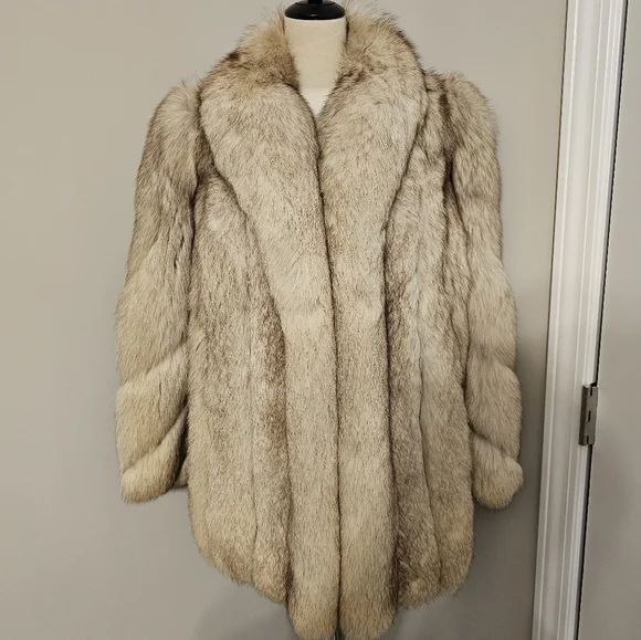 STUNNING " Norwwgian Blue Fox Jacket"